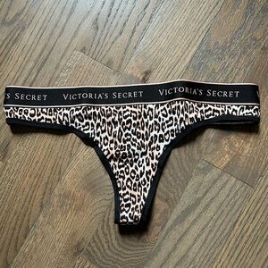Victoria’s Secret Leopard Print Logo Cotton Thong Panty